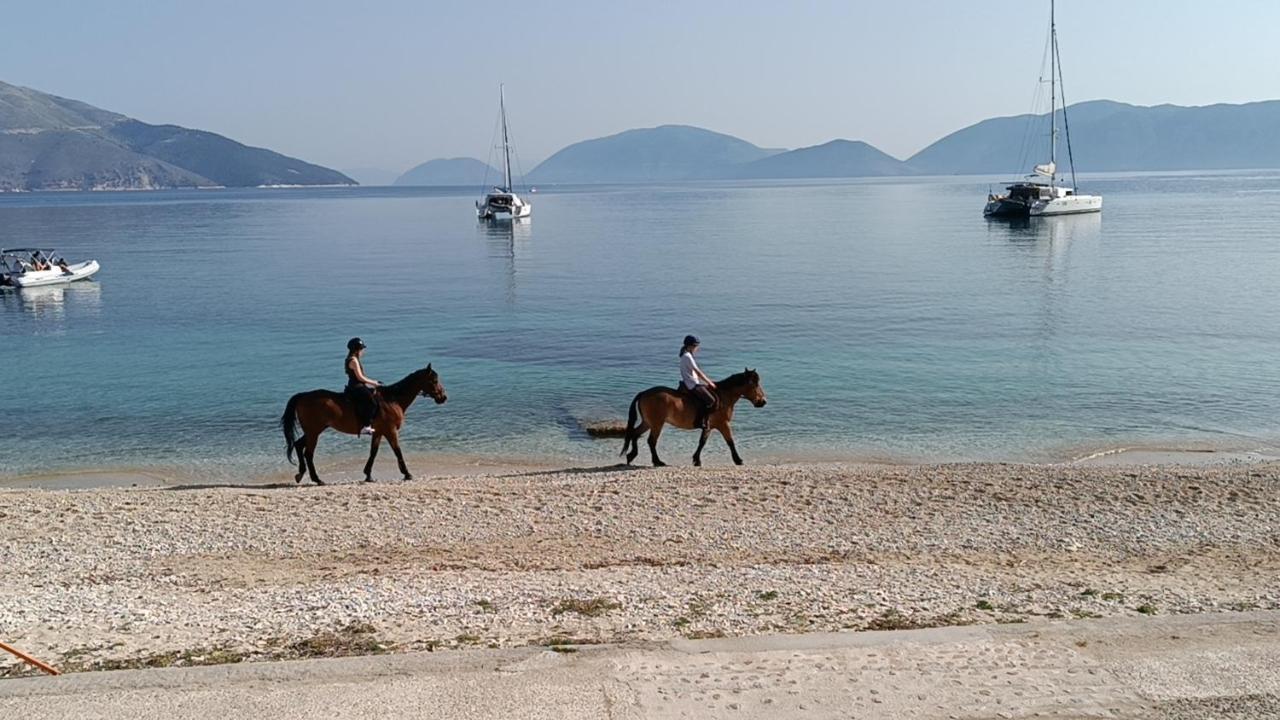 Karavomilos * Sami (Kefalonia)